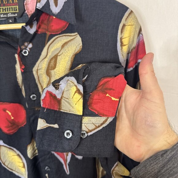 Wear the Right Thing by Hensi Valdise Shirt L Korea 90s Rayon Black Red Gold - Picture 2 of 5